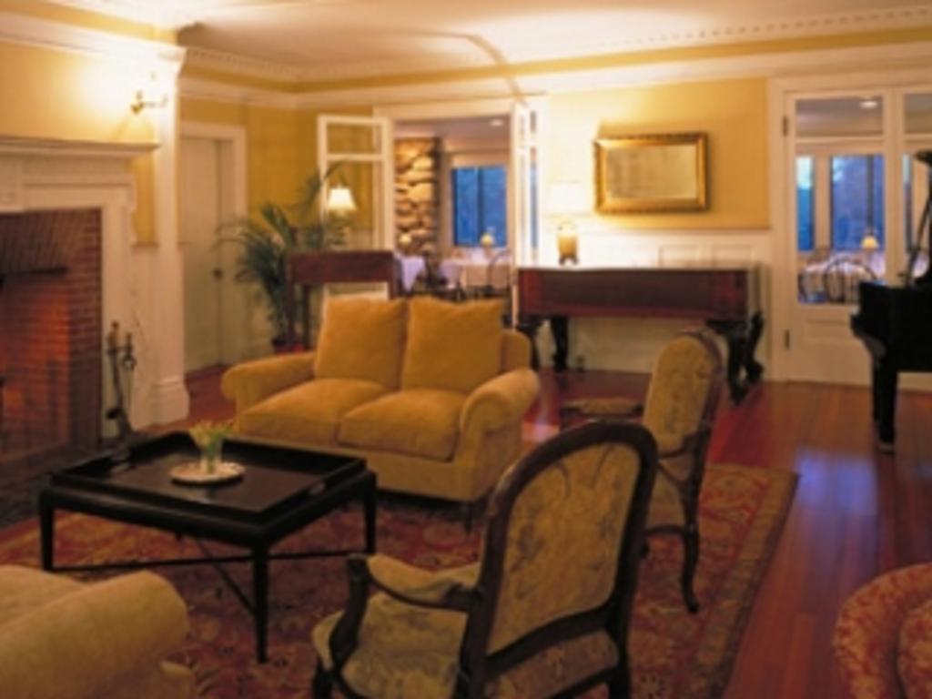 Castine The Manor Inn חדר תמונה